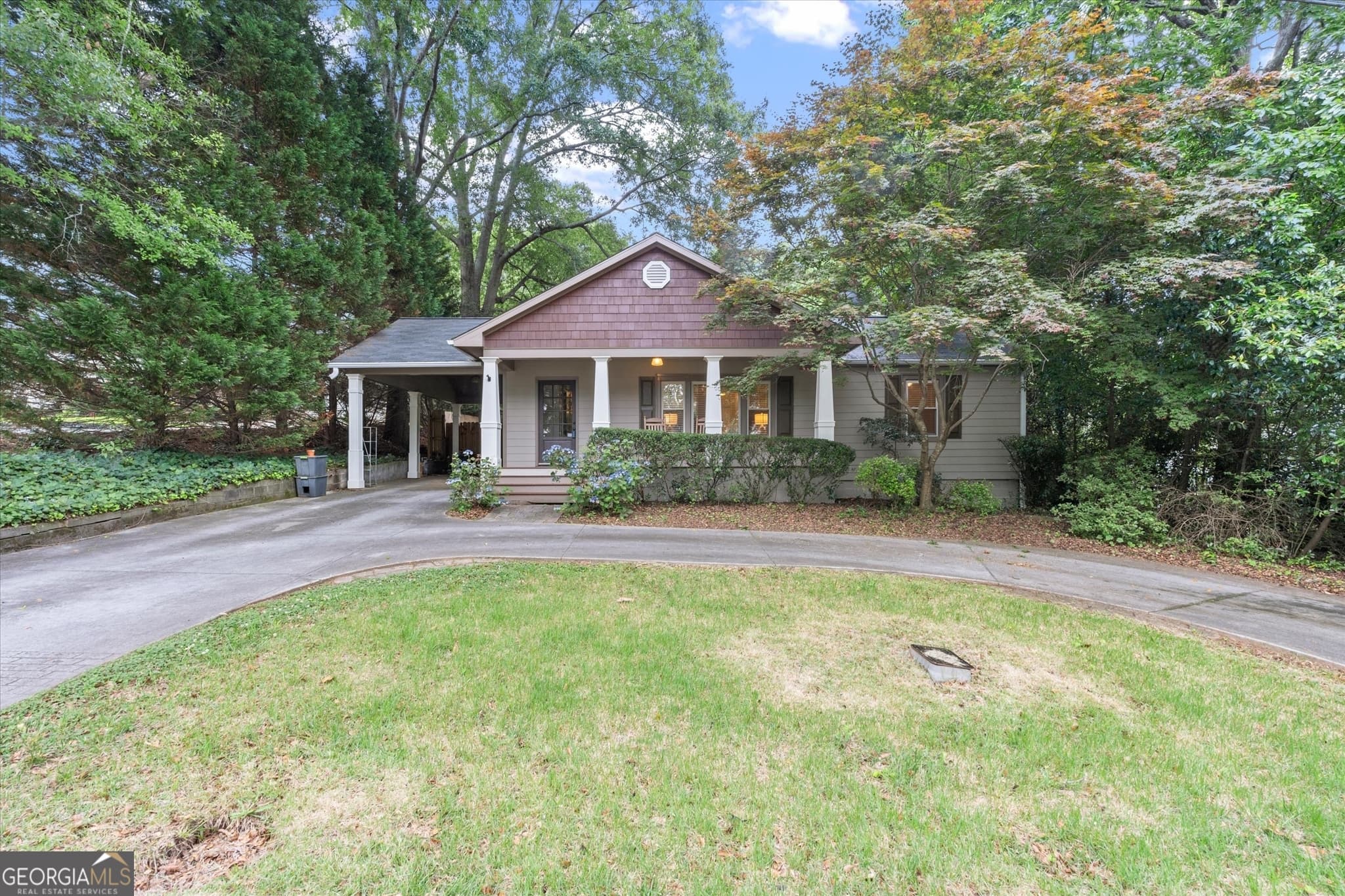 3 bedroom, 2 bathroom, 1,344 sq ft single family residence sold at 1414 Hawthorne Avenue, Smyrna, GA 30080