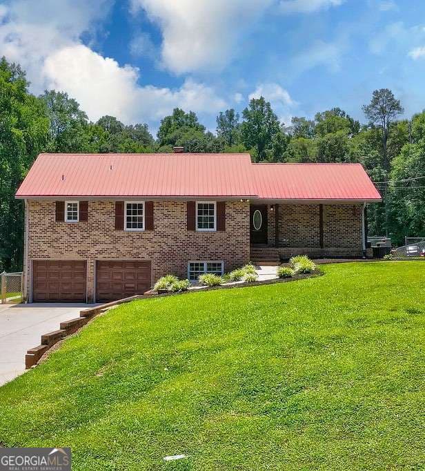 4 bedroom, 3 bathroom, 2,407 sq ft single family residence for sale at 1201 Pleasant Hill Road, Bogart, GA 30622