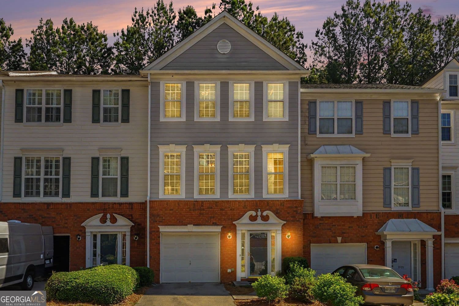 3 bedroom, 3 bathroom, 2,616 sq ft townhouse sold at 4001 Howell Park Road, Duluth, GA 30096