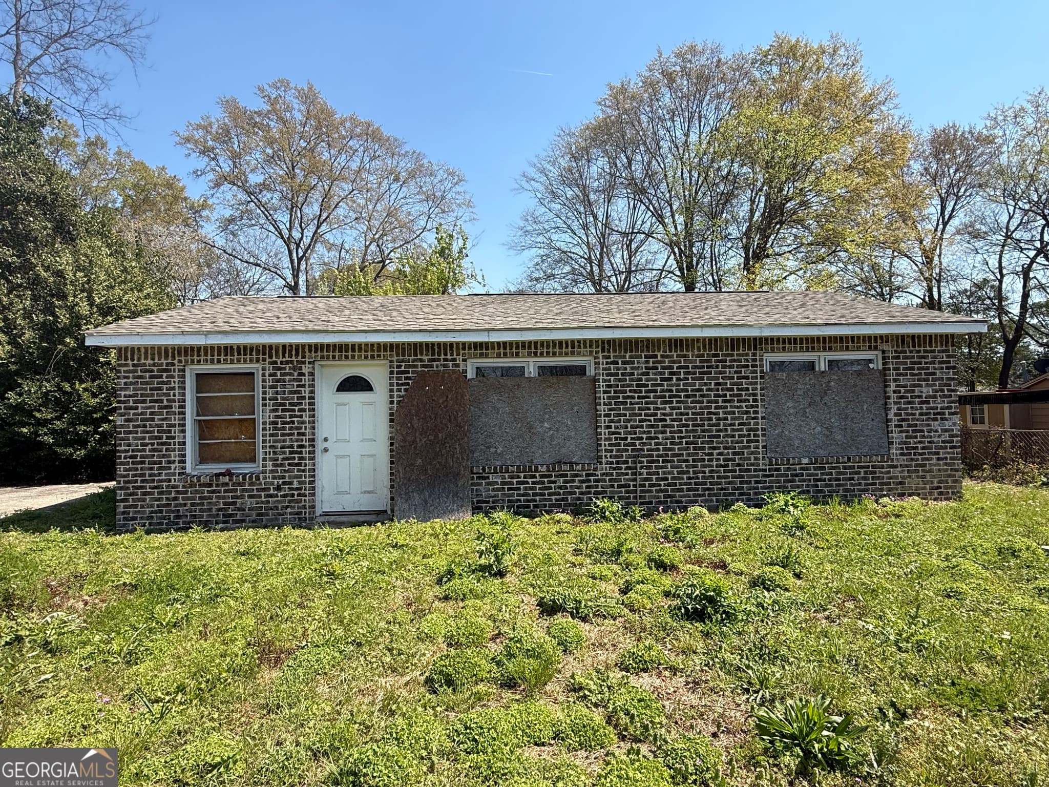 4 bedroom, 2 bathroom, 1,112 sq ft single family residence for sale at 5760 Frederica Place, Macon, GA 31206