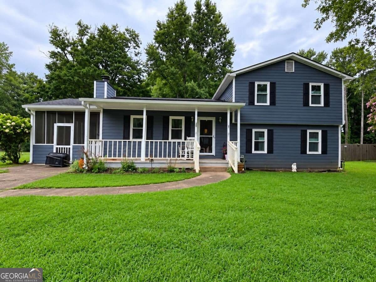 3 bedroom, 2 bathroom single family residence for sale at 2462 Brown Deer Trail, Acworth, GA 30101
