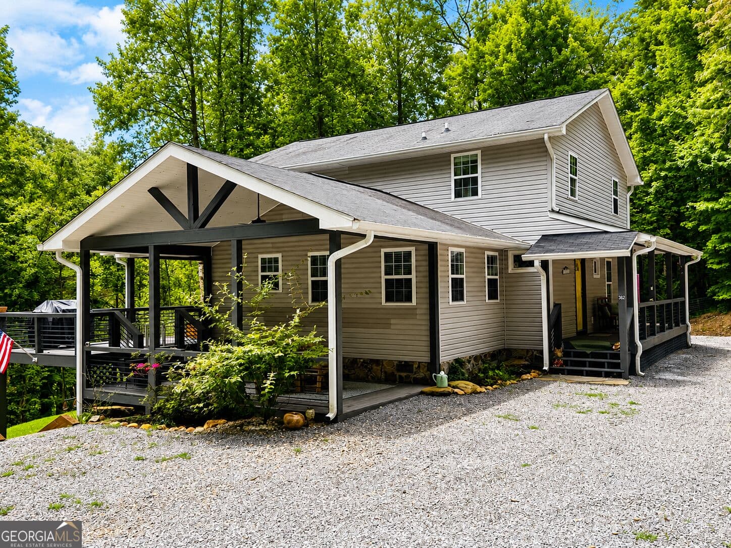 4 bedroom, 4.5 bathroom, 3,022 sq ft single family residence for sale at 362 Pine Cone Road 21, Blue Ridge, GA 30513