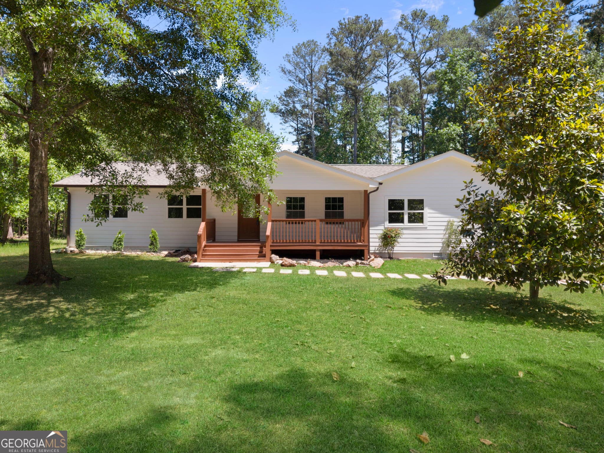 4 bedroom, 3 bathroom, 1,973 sq ft single family residence sold at 919 Tyrone Road, Tyrone, GA 30290