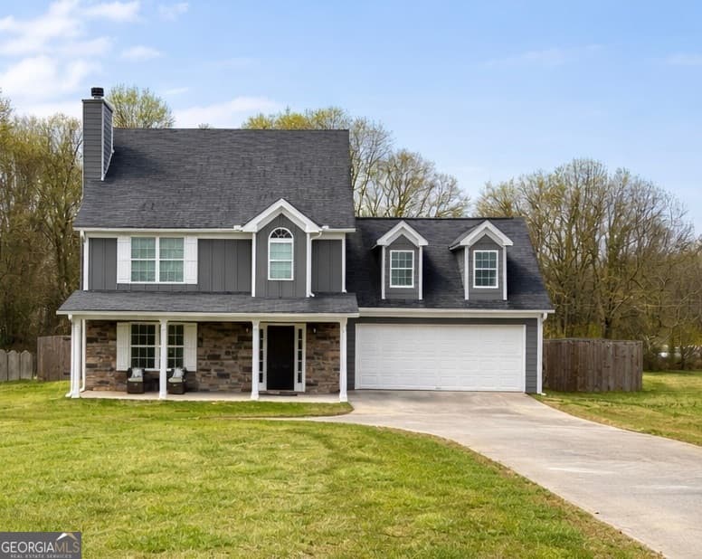 3 bedroom, 2.5 bathroom, 2,200 sq ft single family residence sold at 8233 Mountain Glen Drive, Clermont, GA 30527