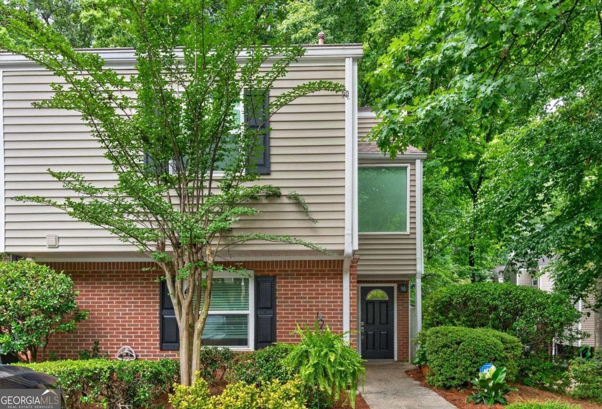 2 bedroom, 2 bathroom, 1,900 sq ft condominium sold at 56 Dunwoody Springs Drive, Atlanta, GA 30328