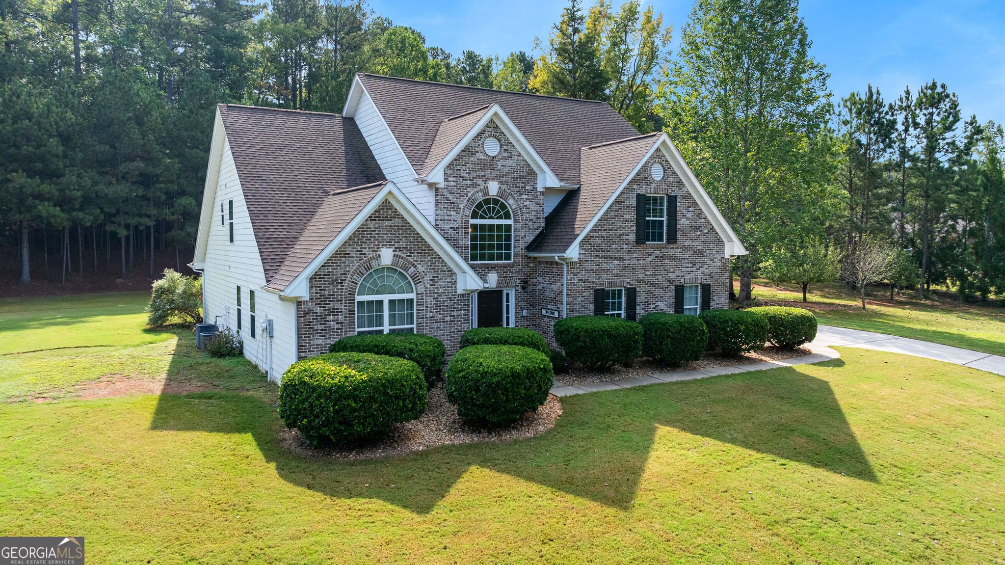 4 bedroom, 3.5 bathroom, 2,914 sq ft single family residence for sale at 47 Kendall Street, Newnan, GA 30263