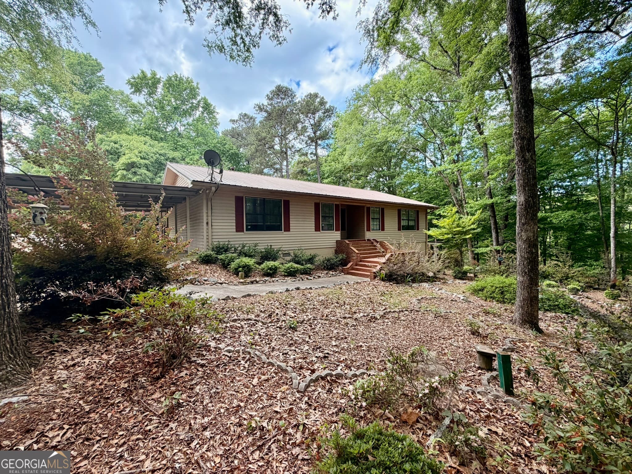 3 bedroom, 3 bathroom single family residence for sale at 213 Stembridge Road, Milledgeville, GA 31061