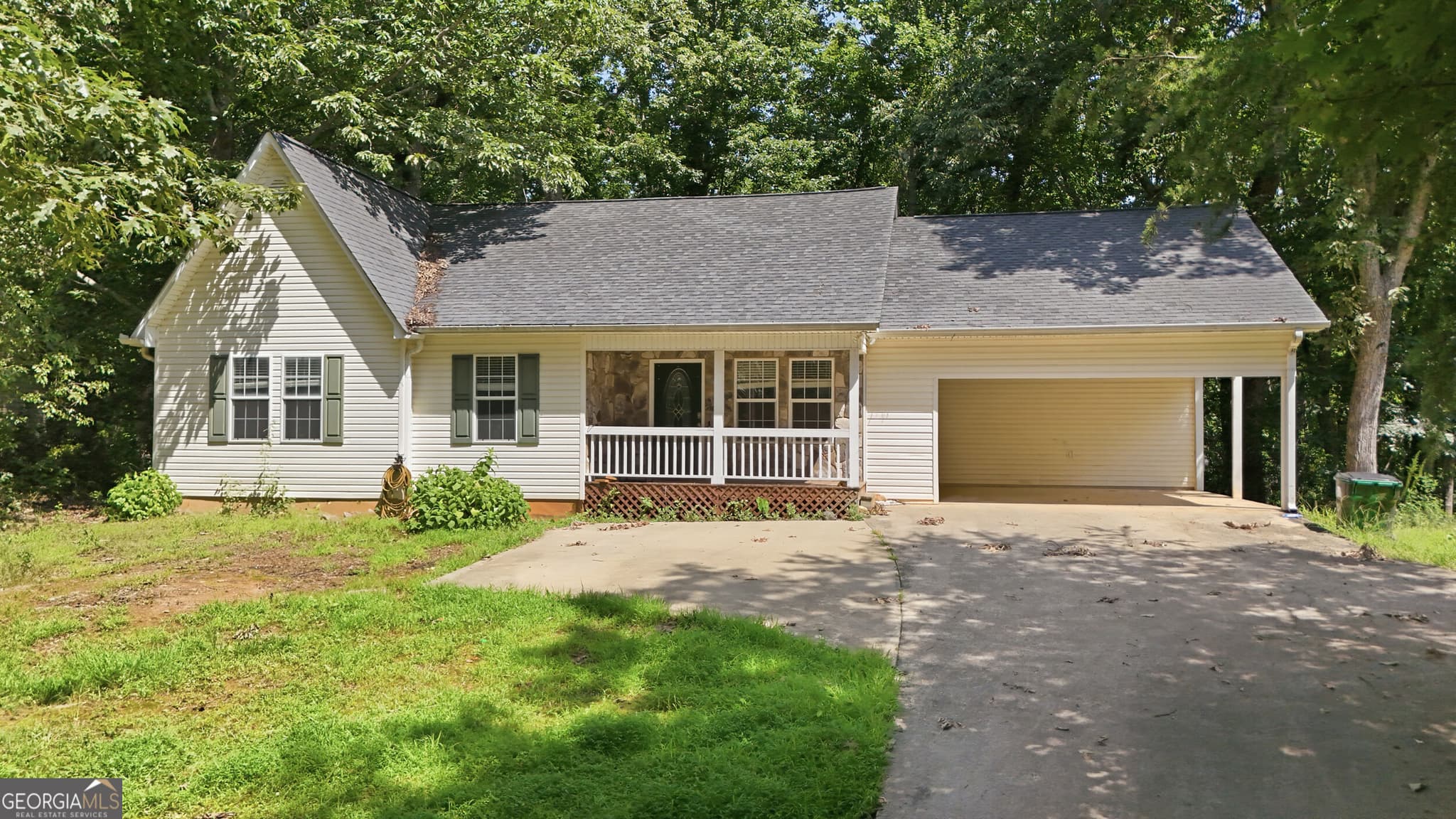 4 bedroom, 3 bathroom, 1,788 sq ft single family residence for sale at 500 Washboard Road, Cleveland, GA 30528