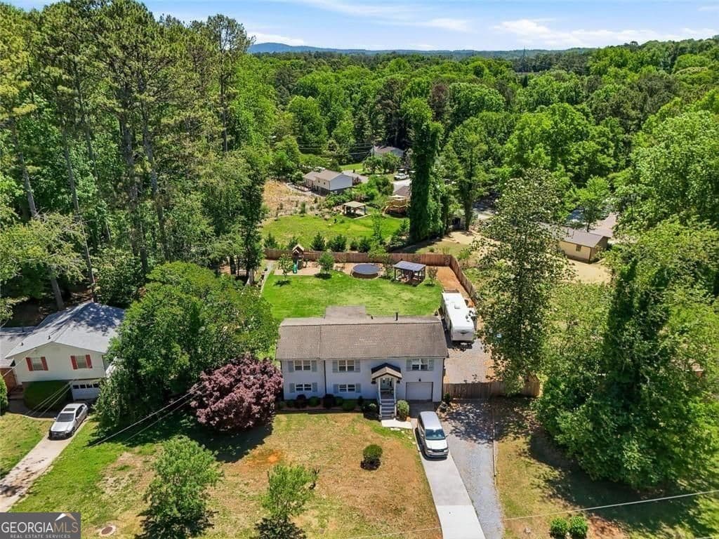 4 bedroom, 2 bathroom, 1,959 sq ft single family residence sold at 4400 Twin Creek Drive, Kennesaw, GA 30144