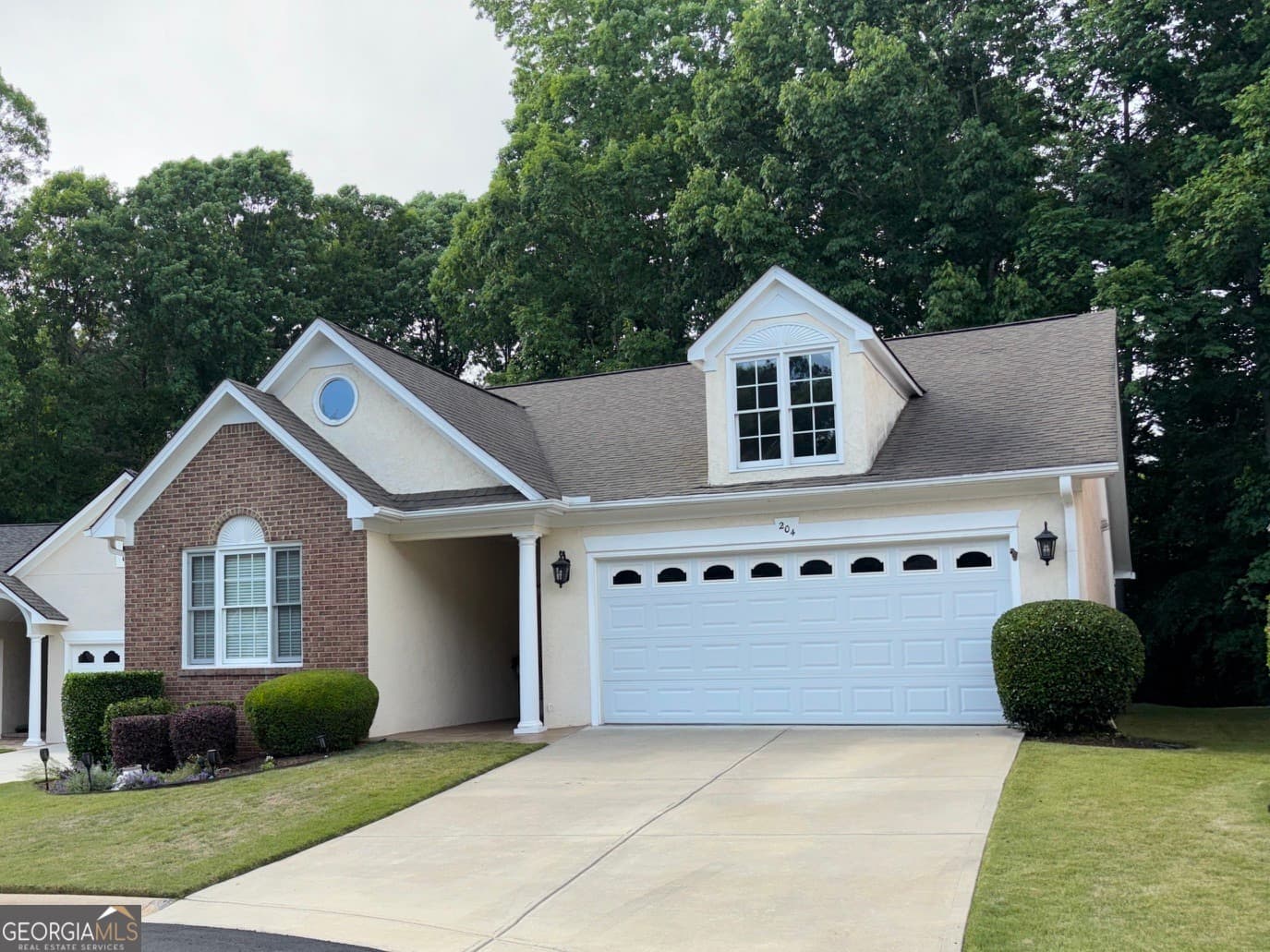 2 bedroom, 2 bathroom, 1,965 sq ft single family residence sold at 204 St Simons Cove, Peachtree City, GA 30269