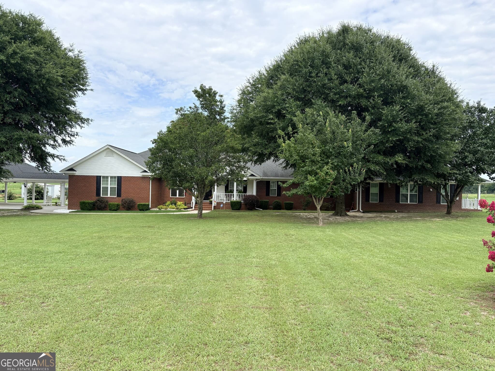 5 bedroom, 4 bathroom, 4,000 sq ft single family residence for sale at 618 Godbee Road, Waynesboro, GA 30830