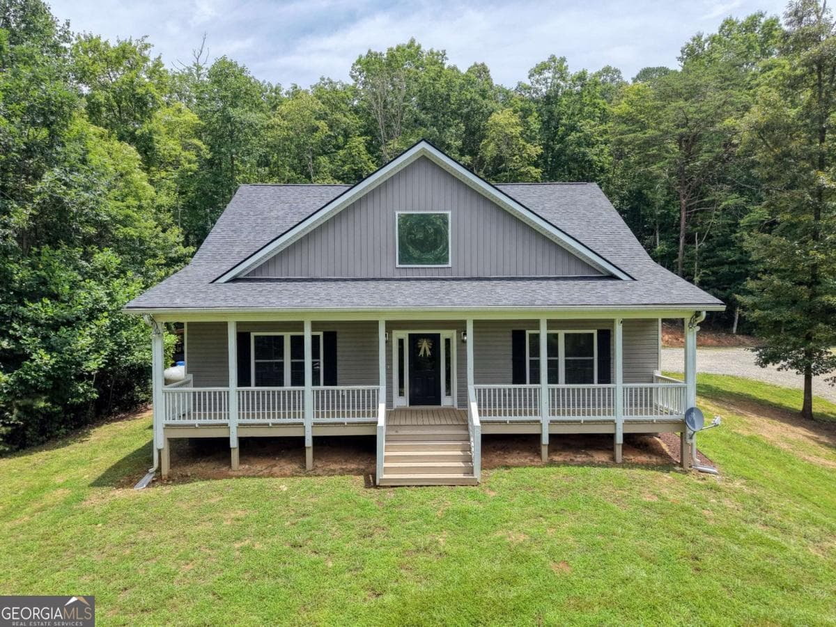 3 bedroom, 2 bathroom, 1,848 sq ft single family residence for sale at 119 Satterfield Place, Blairsville, GA 30512