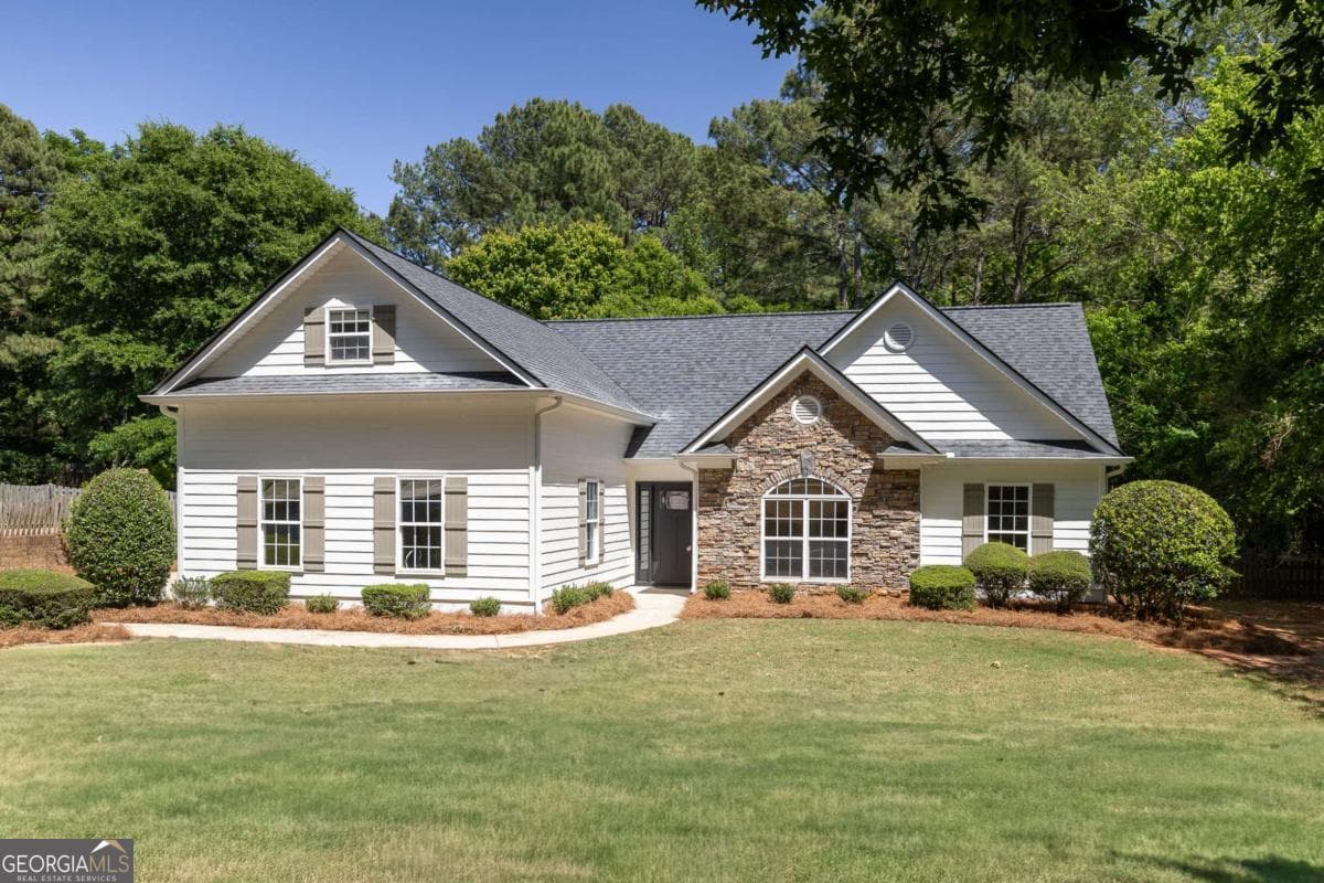 3 bedroom, 2 bathroom, 2,034 sq ft single family residence sold at 4595 Barnett Shoals Road, Athens, GA 30605