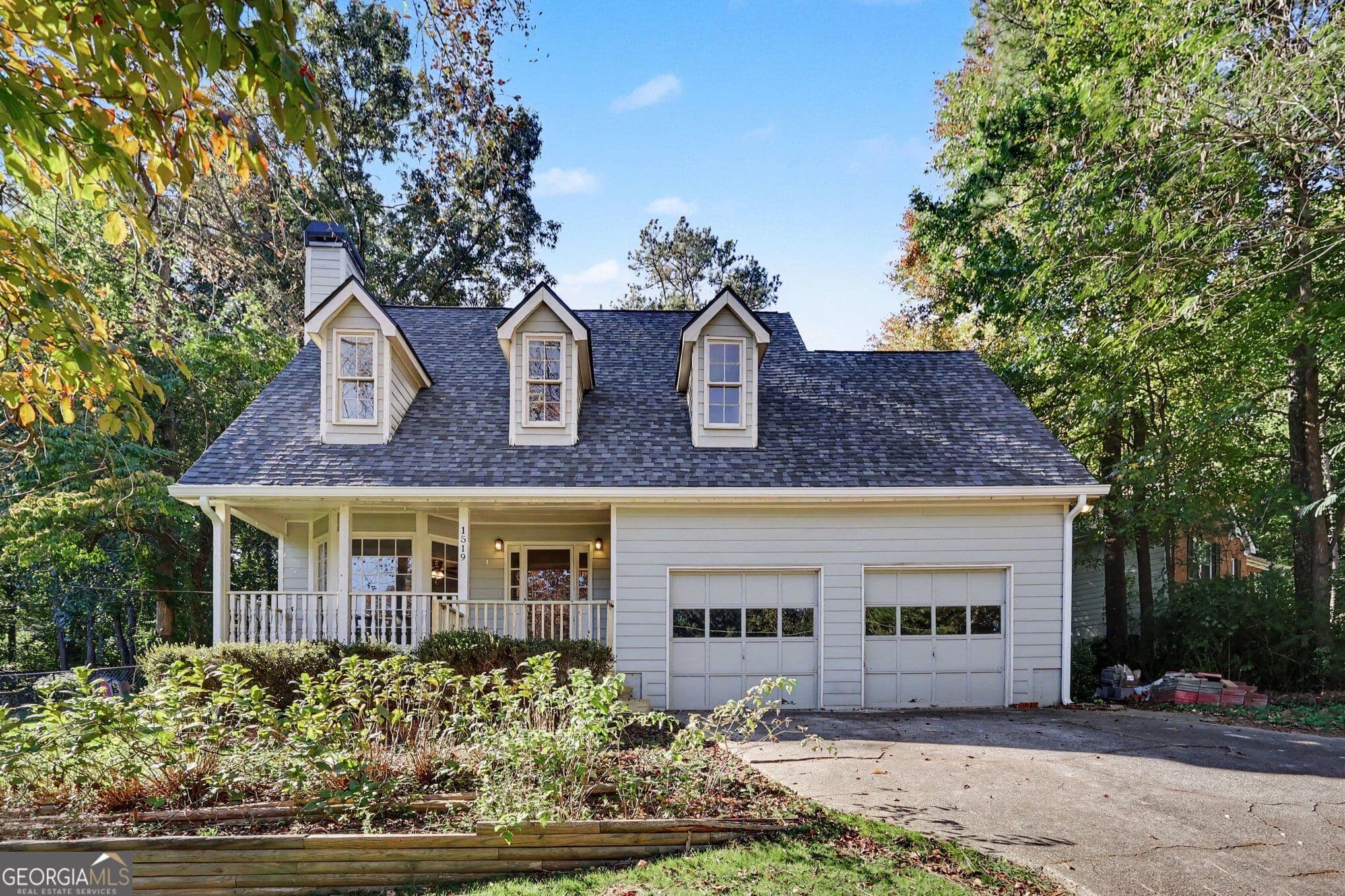 3 bedroom, 2.5 bathroom, 1,673 sq ft single family residence for sale at 1519 Hillside Drive, Conyers, GA 30094