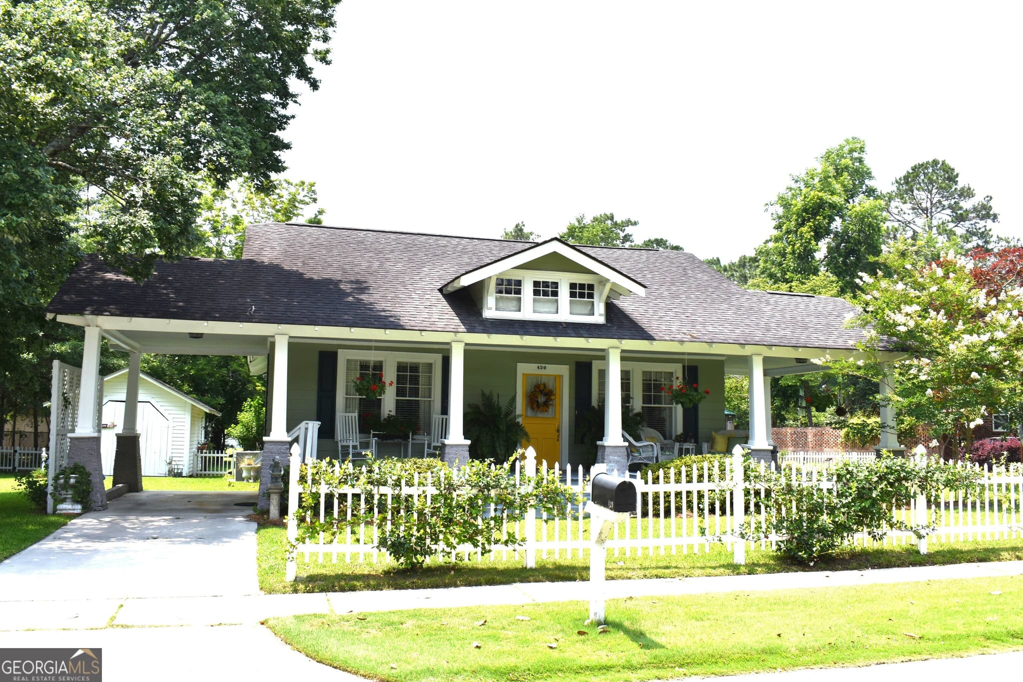 2 bedroom, 1 bathroom, 1,320 sq ft single family residence sold at 420 S Kennedy Street, Metter, GA 30439