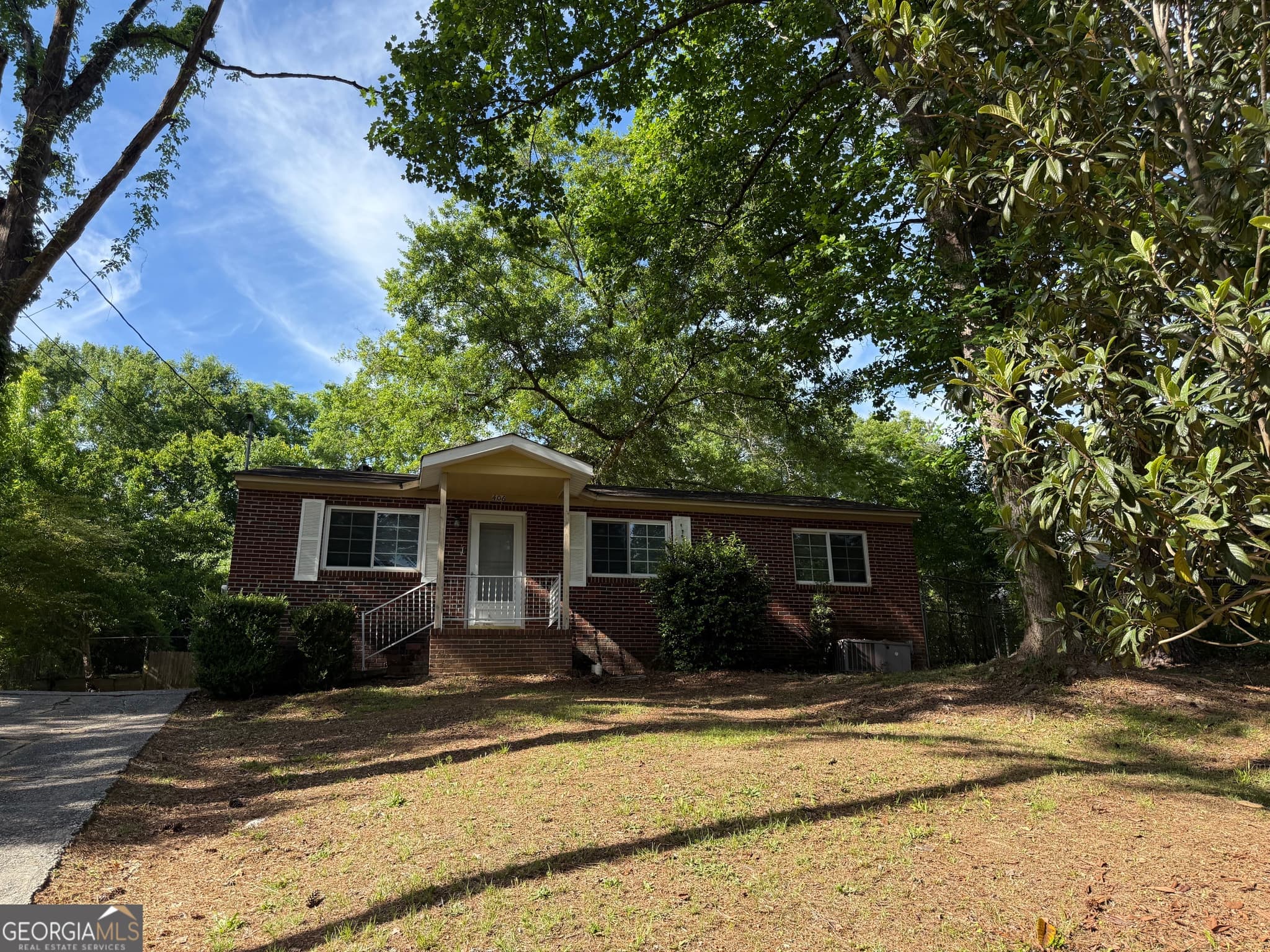 3 bedroom, 1 bathroom, 984 sq ft single family residence sold at 406 Ward Street, Warner Robins, GA 31093