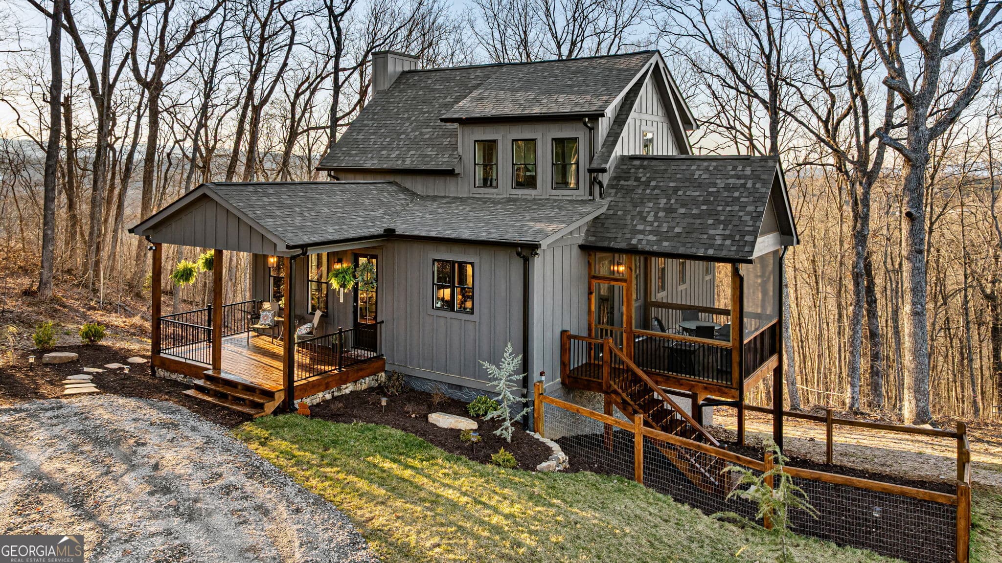 3 bedroom, 2 bathroom, 1,600 sq ft cabin,single family residence sold at 217 Eagles Nest Lane, Blue Ridge, GA 30513