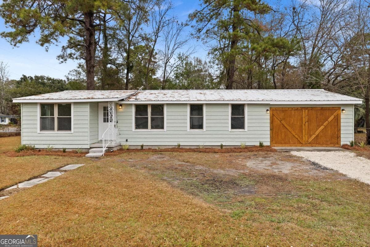 502 E Cregor Street, Bloomingdale, GA 31302 — most recent listing photo