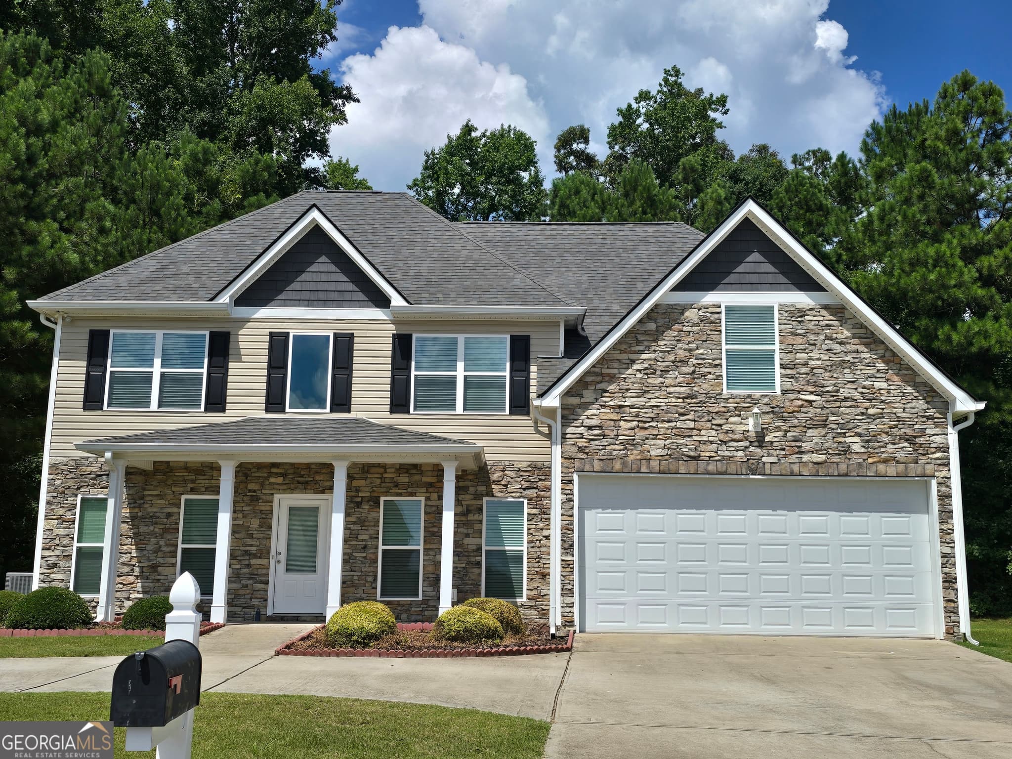 5 bedroom, 3 bathroom, 2,295 sq ft single family residence for sale at 105 Boston Court, Lagrange, GA 30241