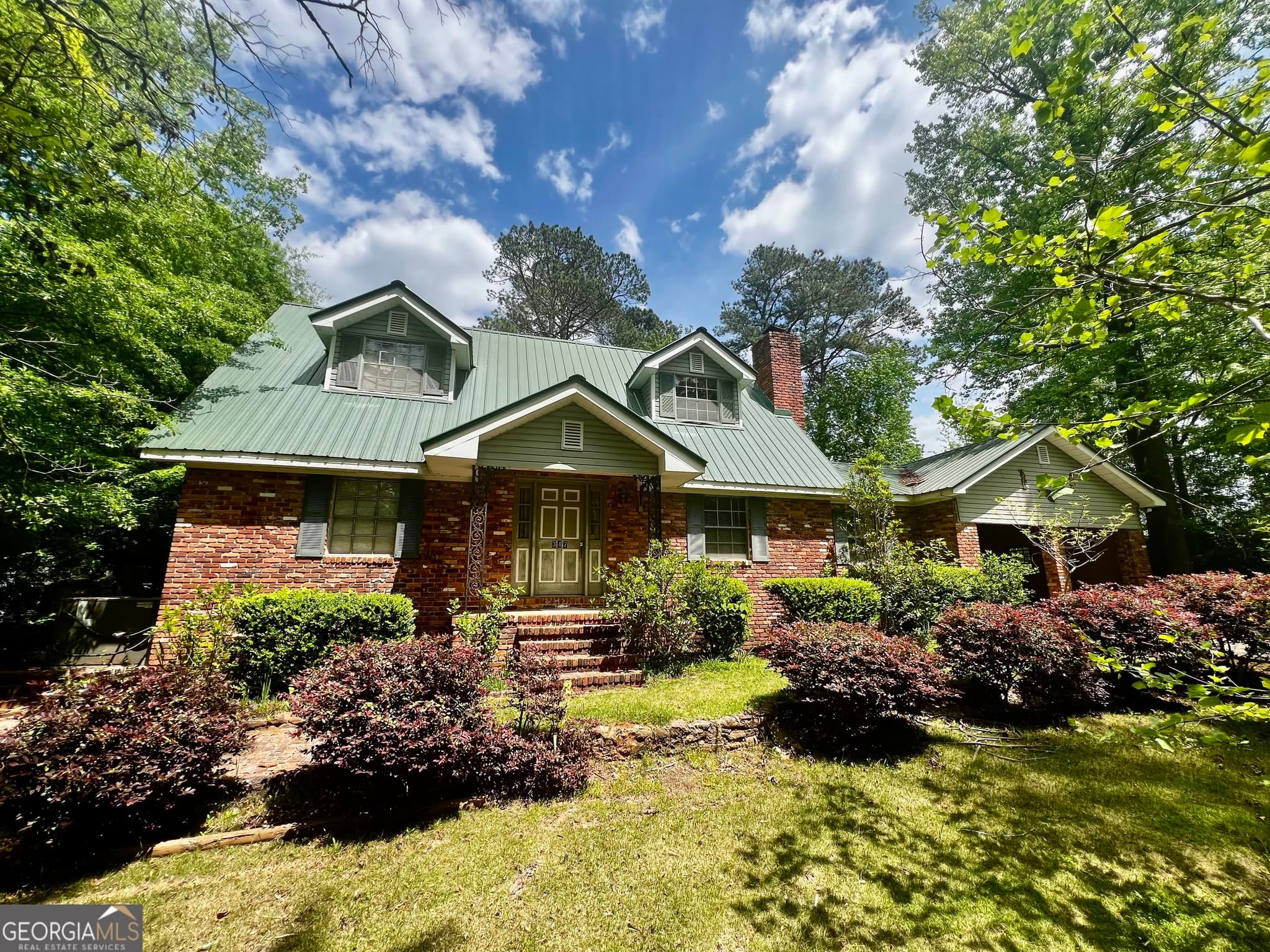 4 bedroom, 2 bathroom, 1,701 sq ft single family residence sold at 347 Highway 18, Gray, GA 31032