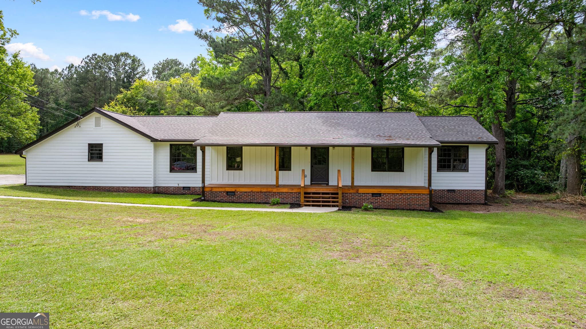 3 bedroom, 2 bathroom, 1,748 sq ft single family residence sold at 35 Frasier Drive, Brooks, GA 30205