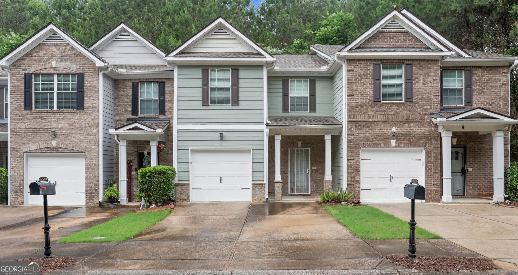 3 bedroom, 2.5 bathroom, 1,684 sq ft townhouse sold at 2985 Tarian Way, Decatur, GA 30034