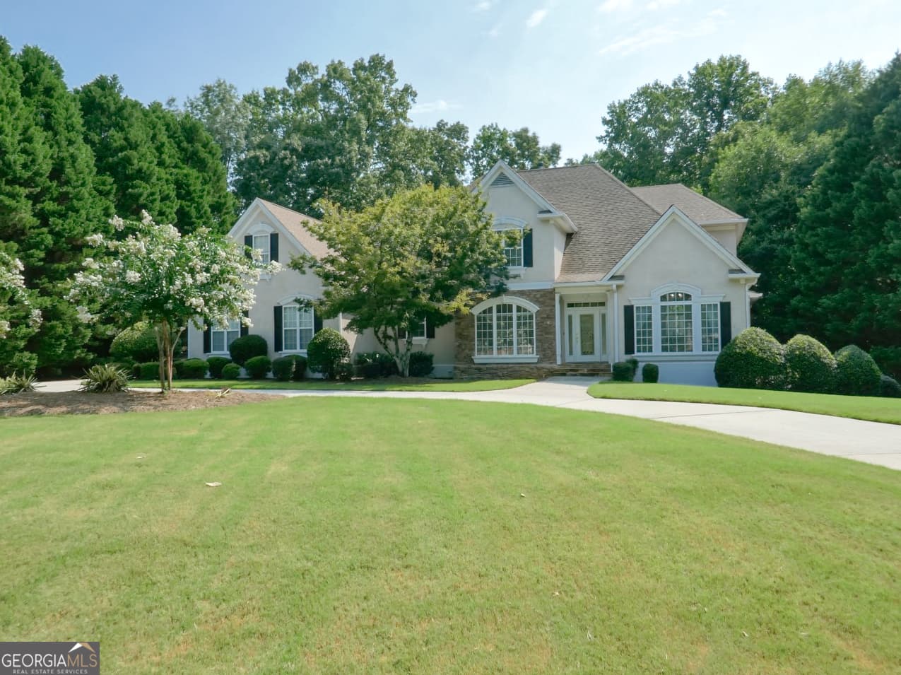 5 bedroom, 4.5 bathroom, 5,669 sq ft single family residence for sale at 124 Somerset Hills, Mcdonough, GA 30253