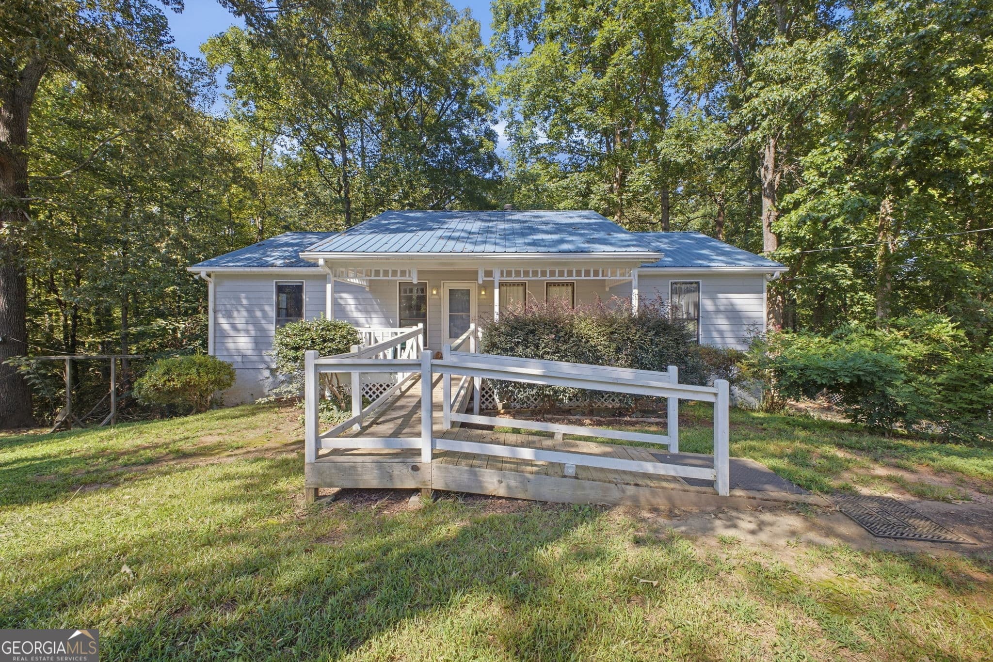 5 bedroom, 3 bathroom, 3,032 sq ft single family residence for sale at 1819 Winndale Road, Dallas, GA 30157