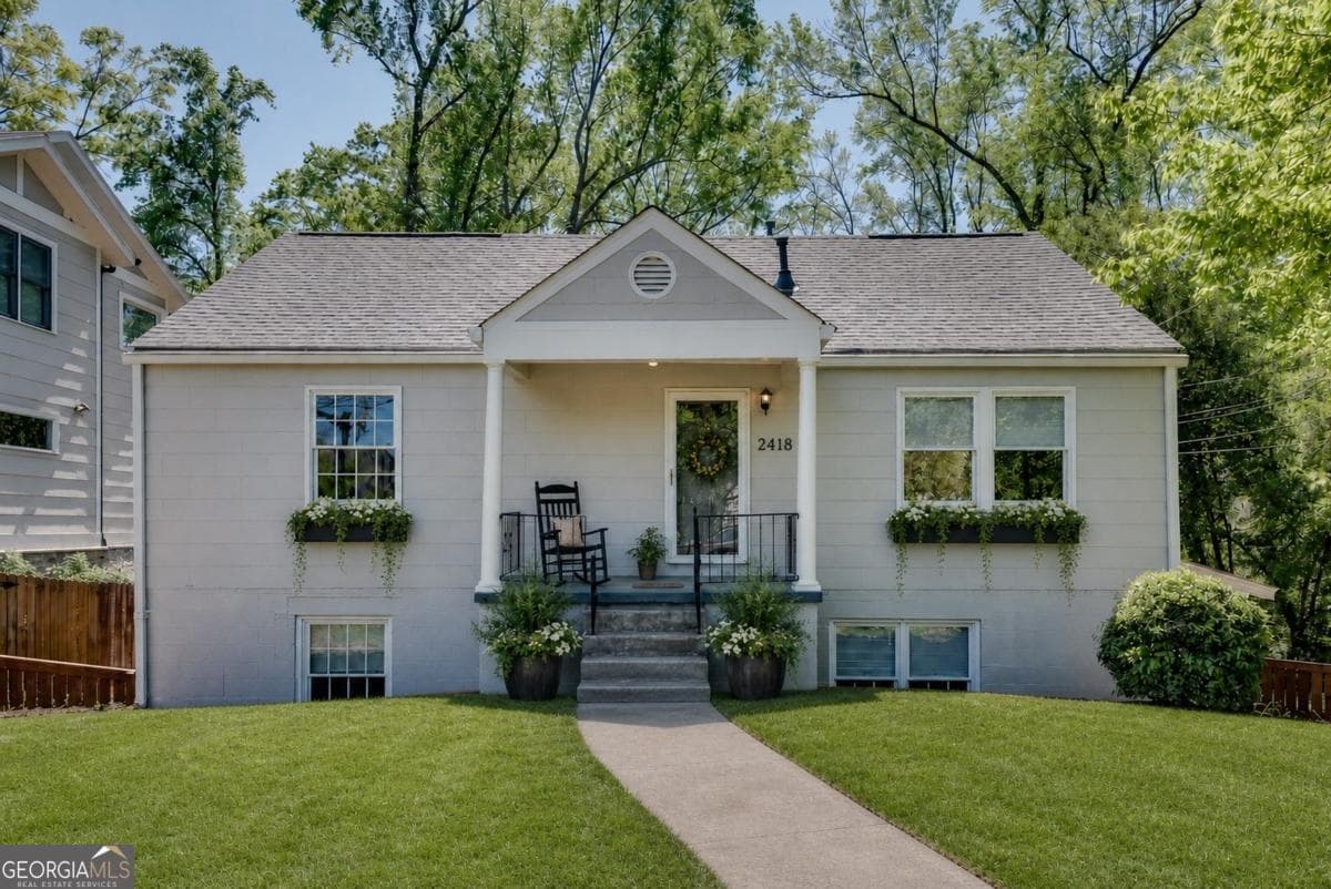 6 bedroom, 3 bathroom, 2,692 sq ft single family residence sold at 255 S Columbia Drive, Decatur, GA 30030