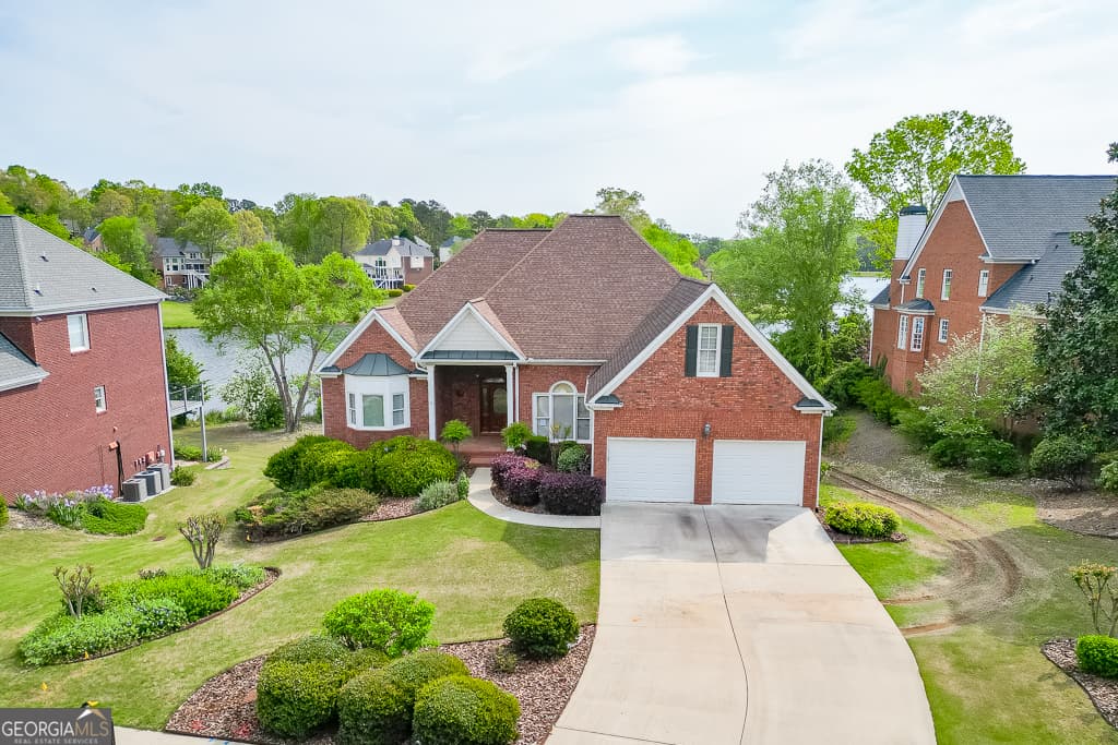 4 bedroom, 3.5 bathroom, 3,815 sq ft single family residence sold at 3390 Mill Valley Drive, Dacula, GA 30019