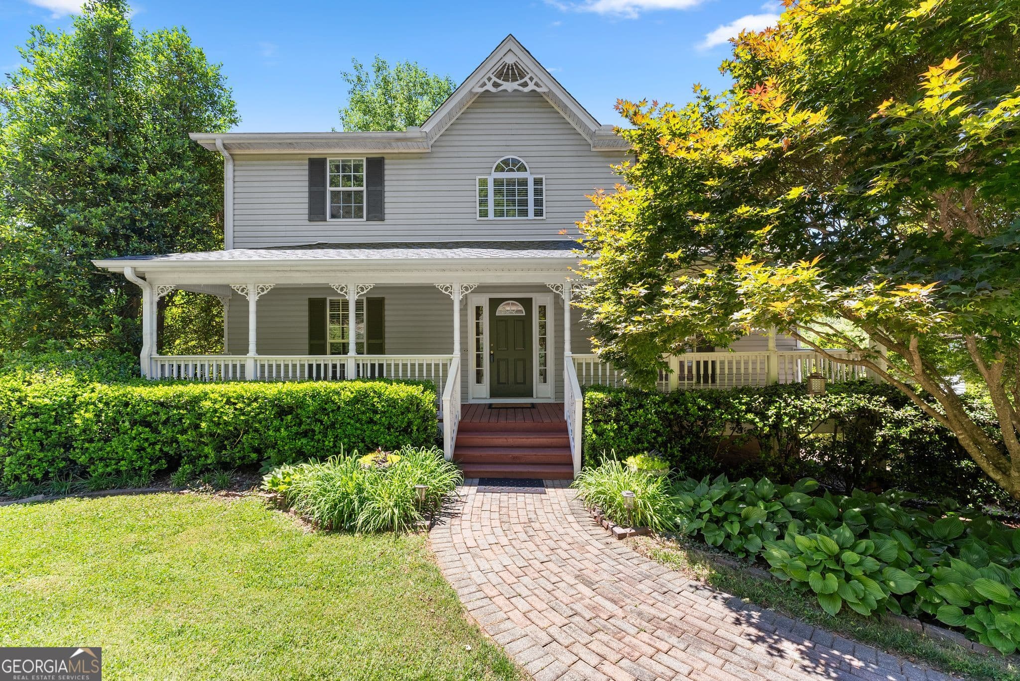 3 bedroom, 2.5 bathroom, 2,185 sq ft single family residence sold at 208 Clint Street, Cleveland, GA 30528