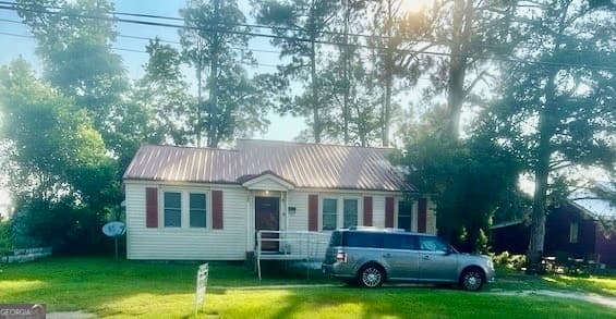 3 bedroom, 1.5 bathroom, 1,463 sq ft mixed use for sale at 331 S Green Street, Swainsboro, GA 30401