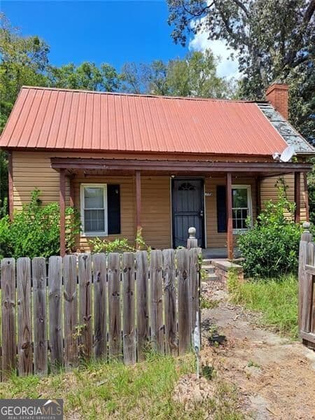 3 bedroom, 1 bathroom, 1,220 sq ft single family residence for sale at 1785 Martin Luther King Jr Boulevard, Soperton, GA 30457