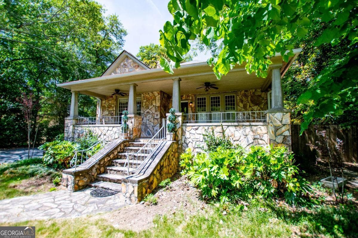 3 bedroom, 3 bathroom, 1,809 sq ft single family residence sold at 8503 Price Avenue, Douglasville, GA 30134