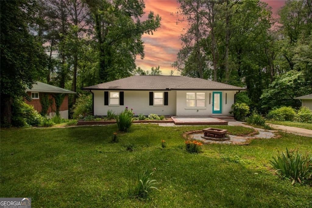5 bedroom, 3 bathroom, 1,136 sq ft single family residence sold at 3699 Larkspur Terrace, Decatur, GA 30032