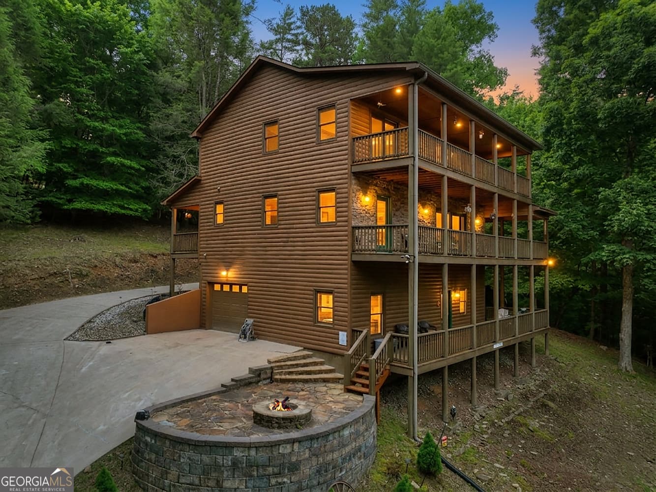 3 bedroom, 3 bathroom, 2,399 sq ft cabin,single family residence for sale at 603 Ashley Drive, Ellijay, GA 30540