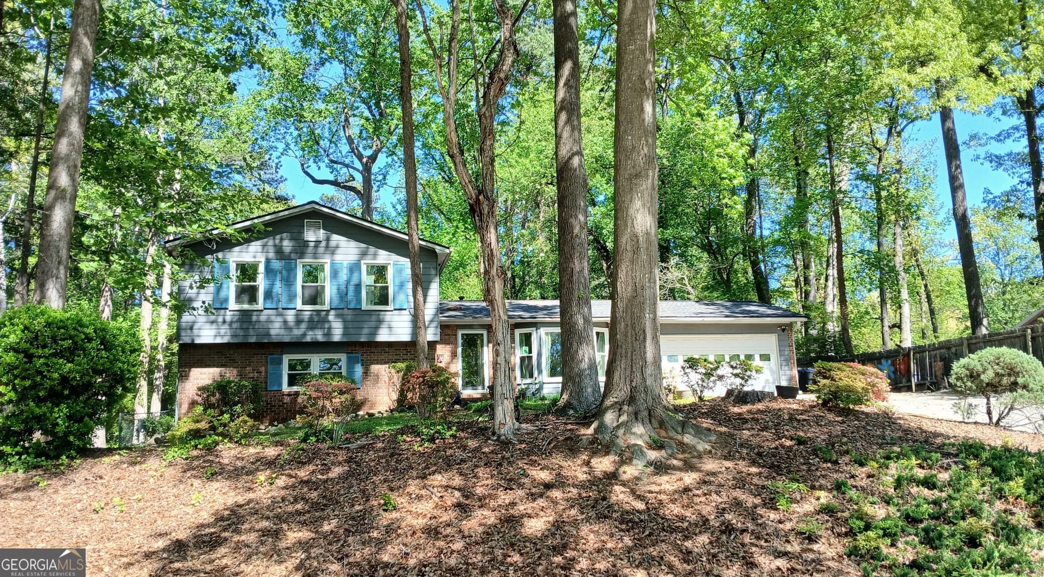 3 bedroom, 2 bathroom, 1,612 sq ft single family residence sold at 644 Garden Grove Drive, Lawrenceville, GA 30044
