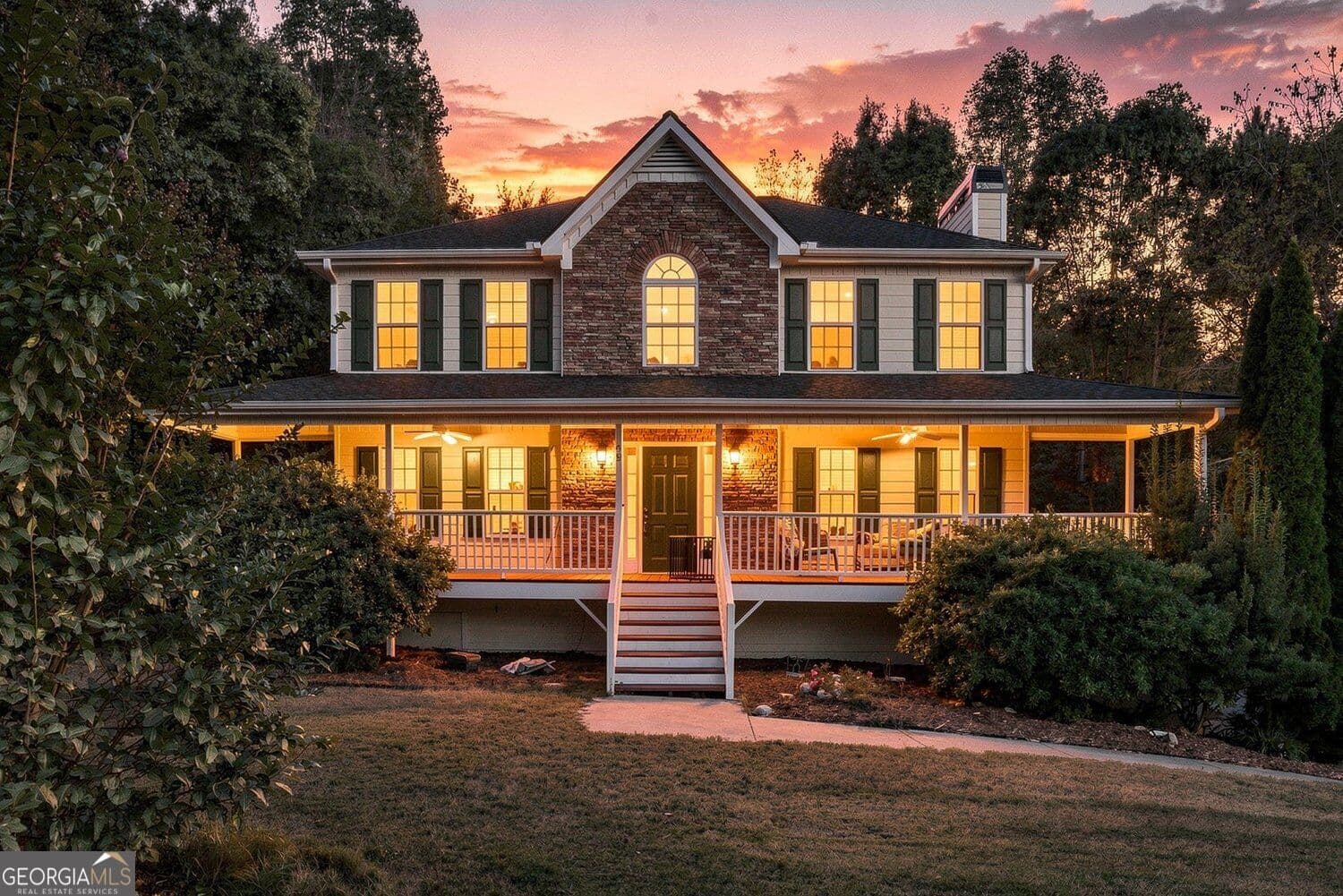 3 bedroom, 2.5 bathroom, 1,816 sq ft single family residence for sale at 49 Ashwood Court, Rockmart, GA 30153