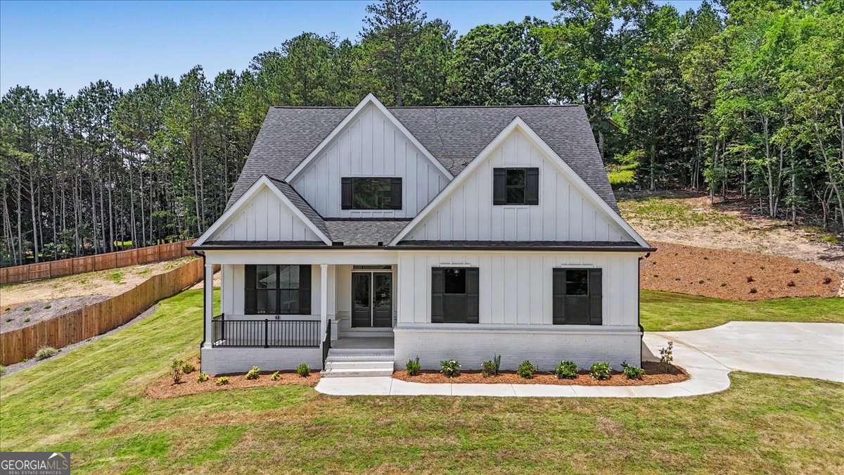 5 bedroom, 3.5 bathroom, 2,800 sq ft single family residence sold at 3 Rushden Way, Rome, GA 30161