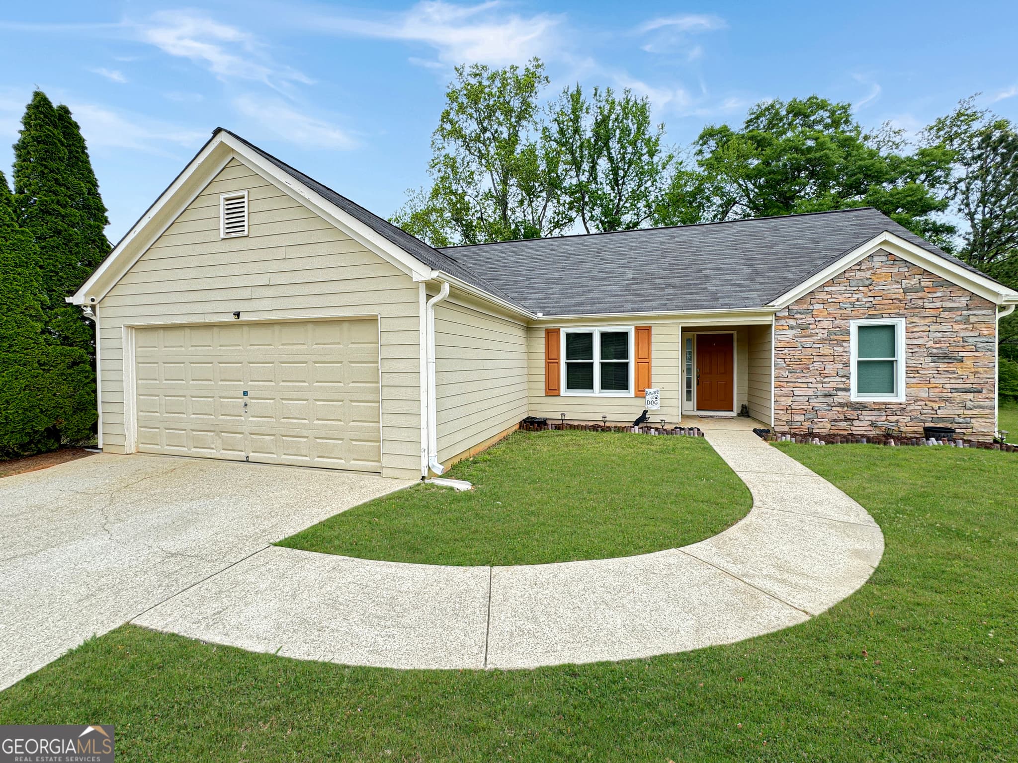 3 bedroom, 2 bathroom, 1,444 sq ft single family residence sold at 698 BERANDA Circle, Douglasville, GA 30134