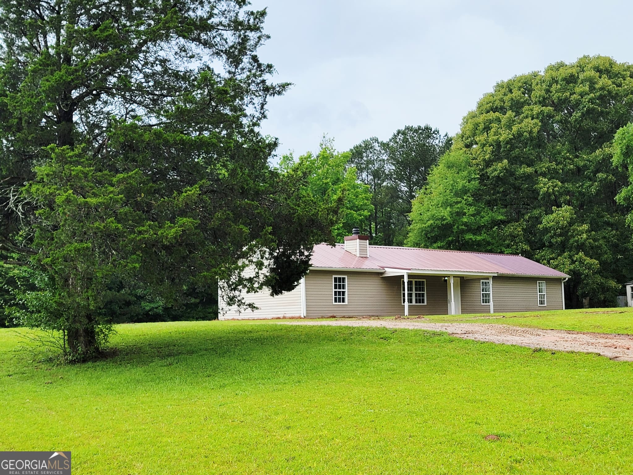 4 bedroom, 2 bathroom, 1,633 sq ft single family residence sold at 304 Baughs Cross Road, West Point, GA 31833