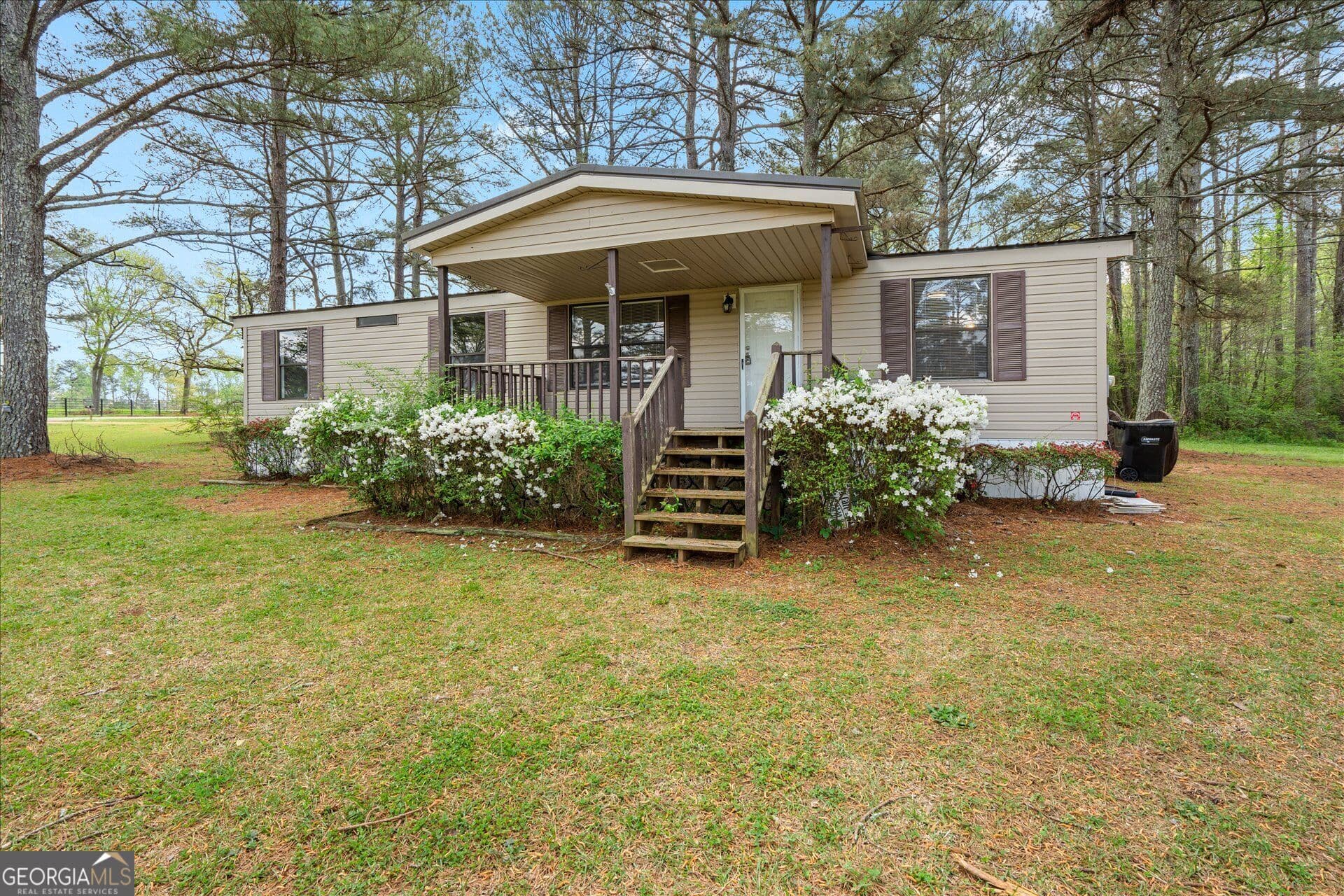 3 bedroom, 2 bathroom, 1,248 sq ft manufactured home,single family residence for sale at 2075 Louina Road, Roanoke, AL 36274