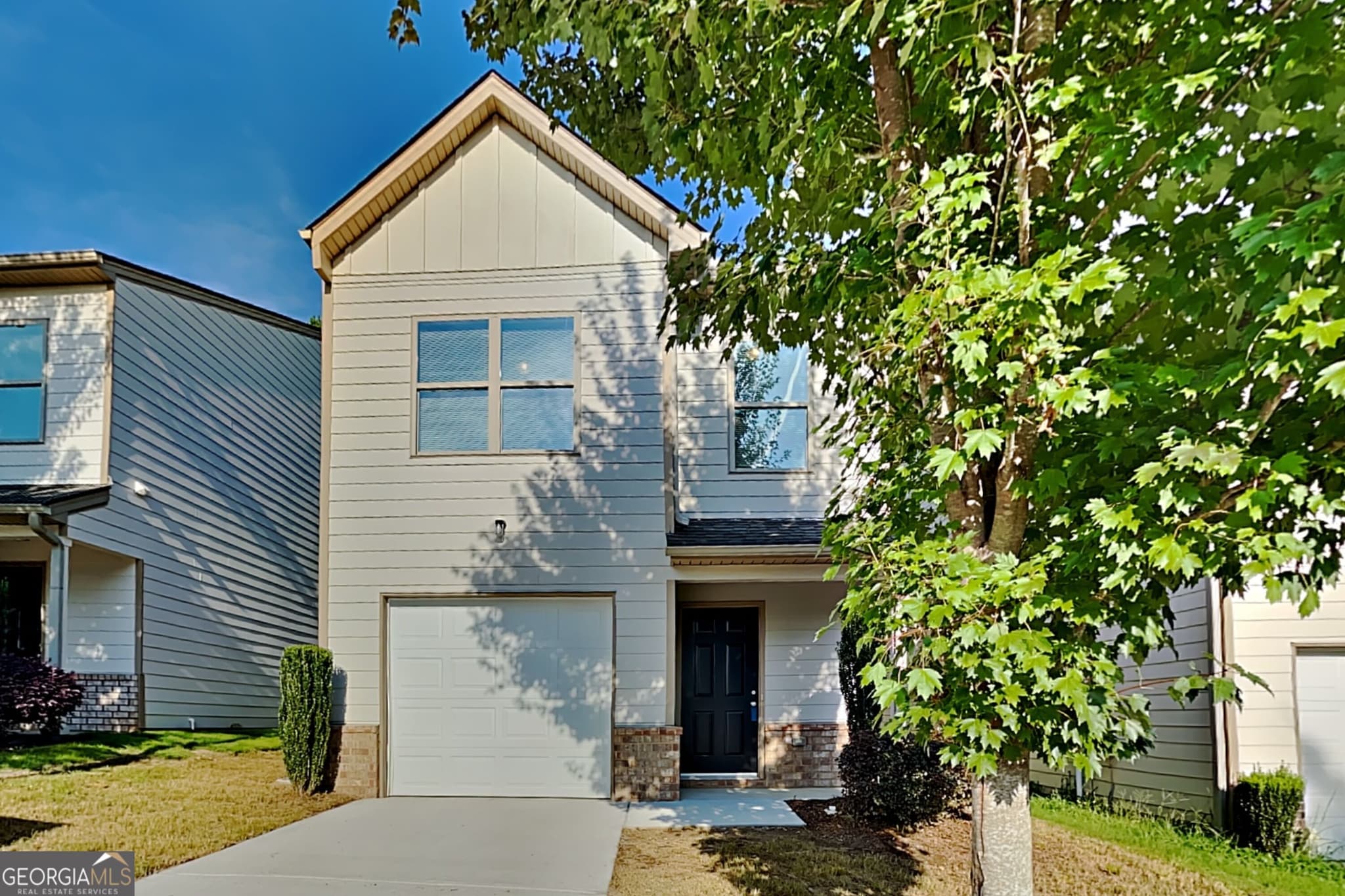 3 bedroom, 2.5 bathroom, 1,600 sq ft single family residence sold at 6112 Avery Street, Covington, GA 30014
