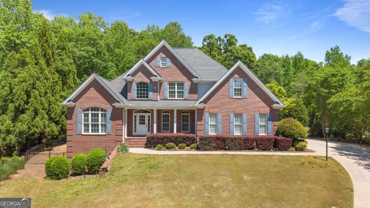 5 bedroom, 4.5 bathroom, 5,116 sq ft single family residence for sale at 1031 Founders Lake Drive, Athens, GA 30606