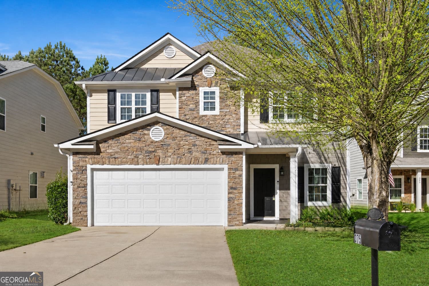 3 bedroom, 2.5 bathroom, 2,794 sq ft single family residence sold at 375 Parkmont Way, Dallas, GA 30132