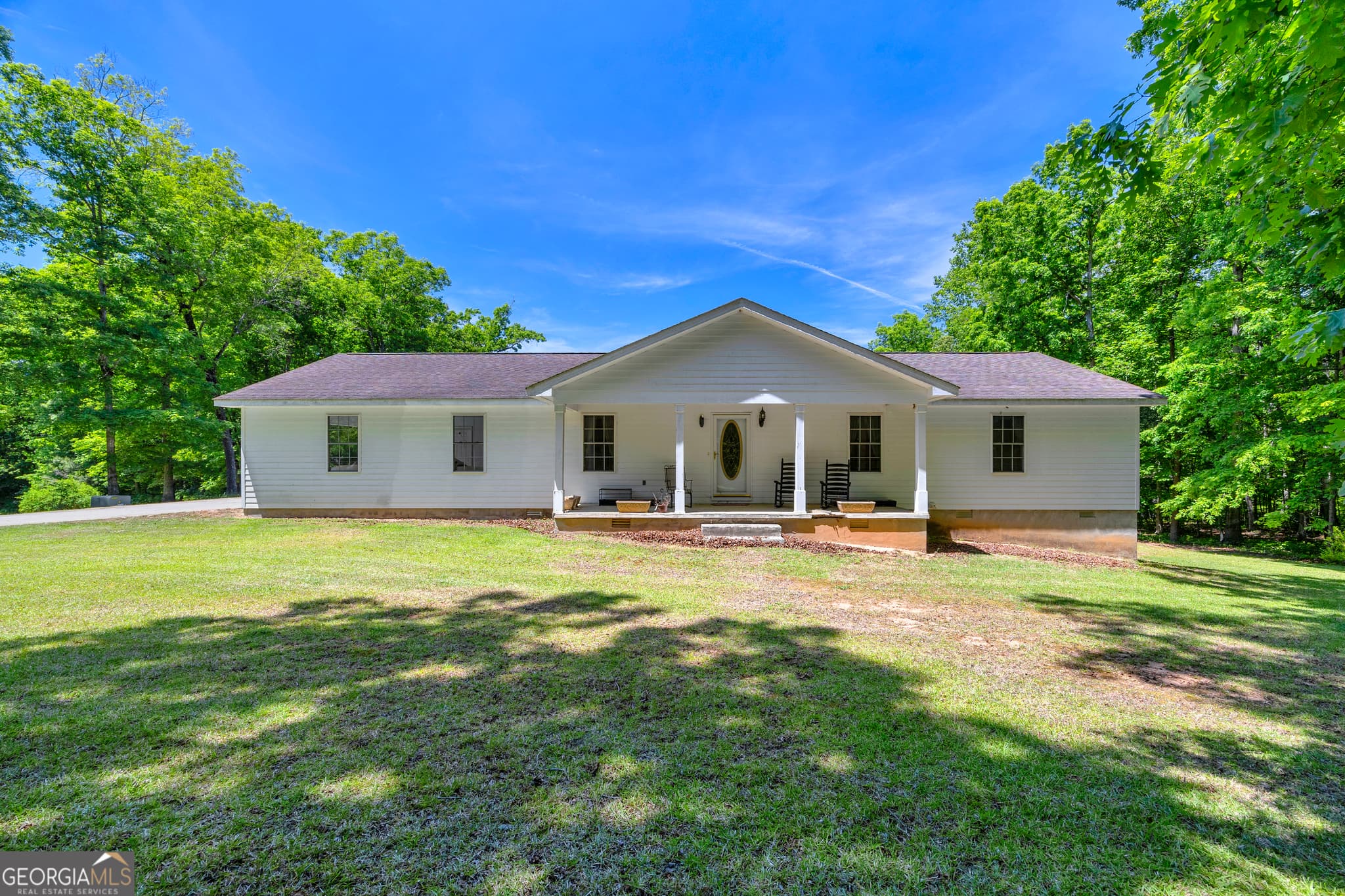 2 bedroom, 2.5 bathroom, 1,690 sq ft single family residence for sale at 1014 Adams Clarke Road, Commerce, GA 30530