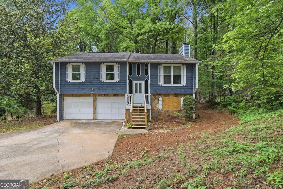 4 bedroom, 3 bathroom, 1,120 sq ft single family residence sold at 3570 Brenda Court, Douglasville, GA 30135