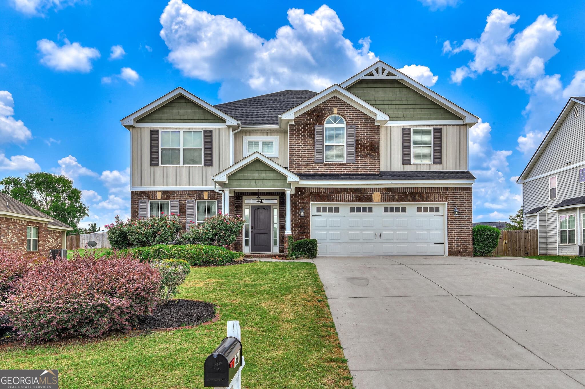 5 bedroom, 4 bathroom, 3,652 sq ft single family residence sold at 1661 Cedar Hill Drive, Grovetown, GA 30813