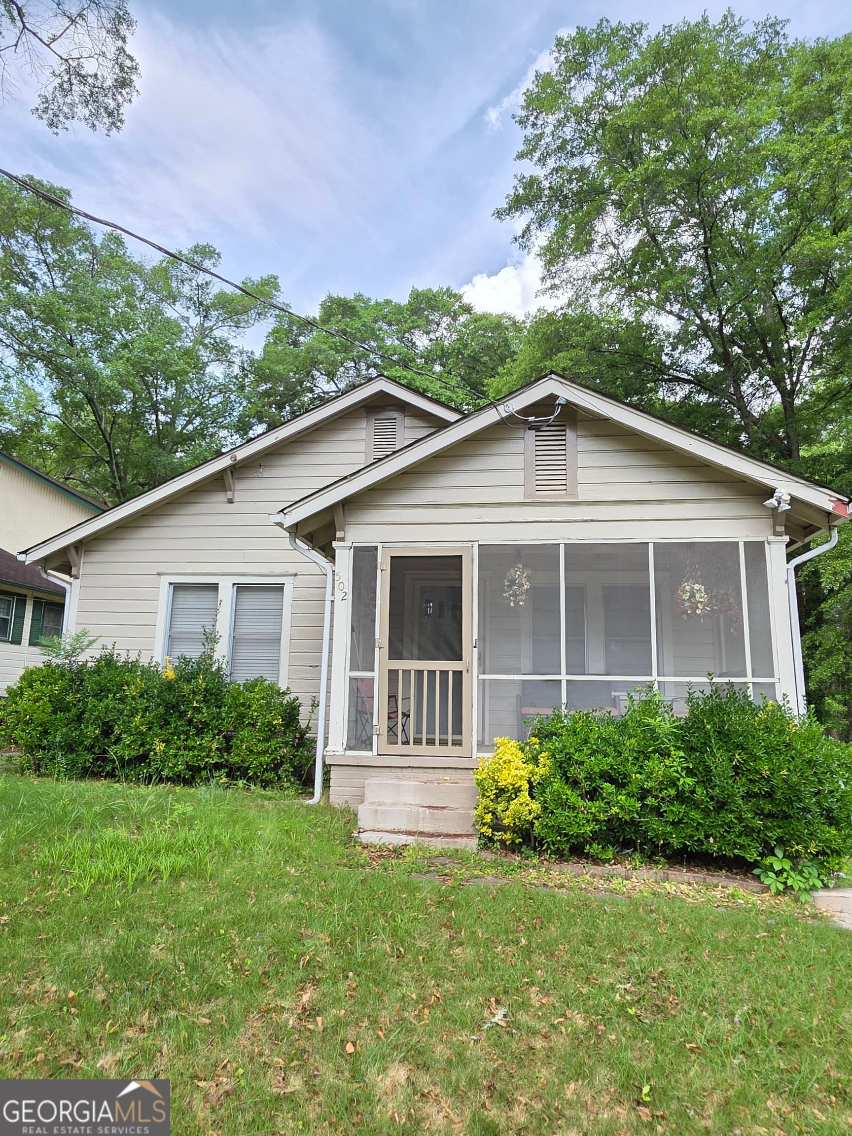2 bedroom, 1 bathroom, 808 sq ft single family residence sold at 502 S Evelyn Place, Atlanta, GA 30318