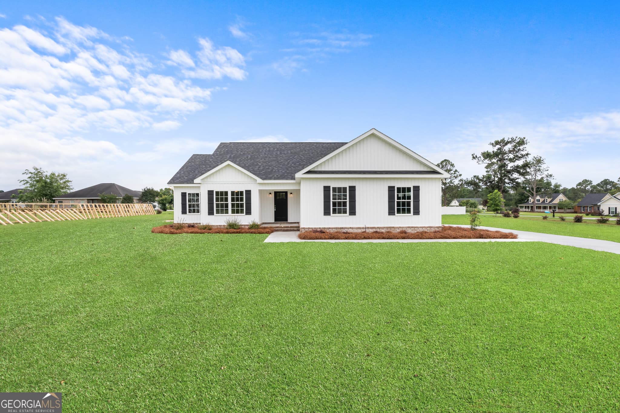 4 bedroom, 2 bathroom, 1,620 sq ft single family residence under contract at 102 Enclave Court LOT 29, Statesboro, GA 30458